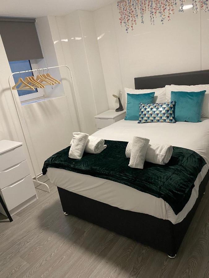 Double Ensuite Rooms Swansea Luaran gambar